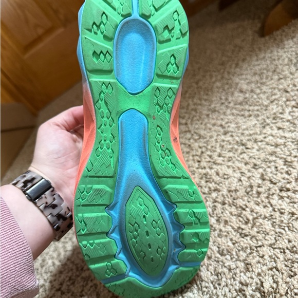 ASICS Running Shoes - Picture 3 of 4